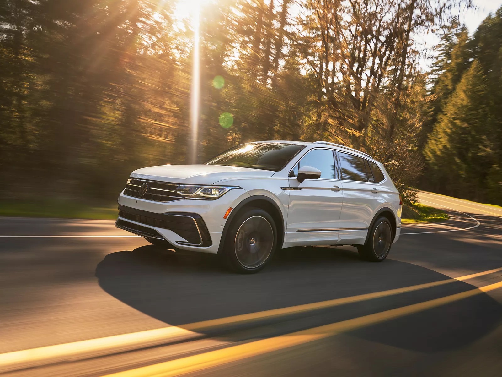 2023 Volkswagen Tiguan driving on the road