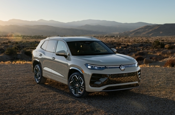 A 2026 VW SUV from Lou Bachrodt VW in Rockford, IL