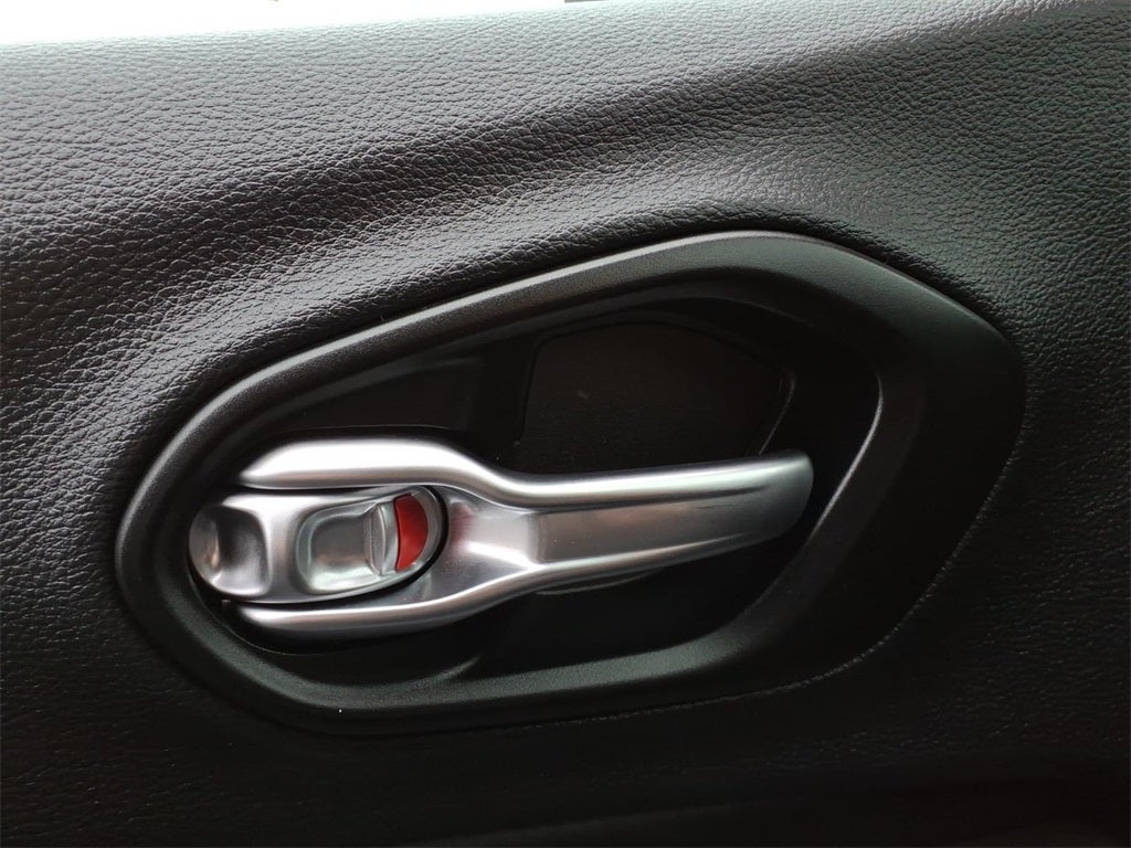 2023 Jeep Cherokee Altitude