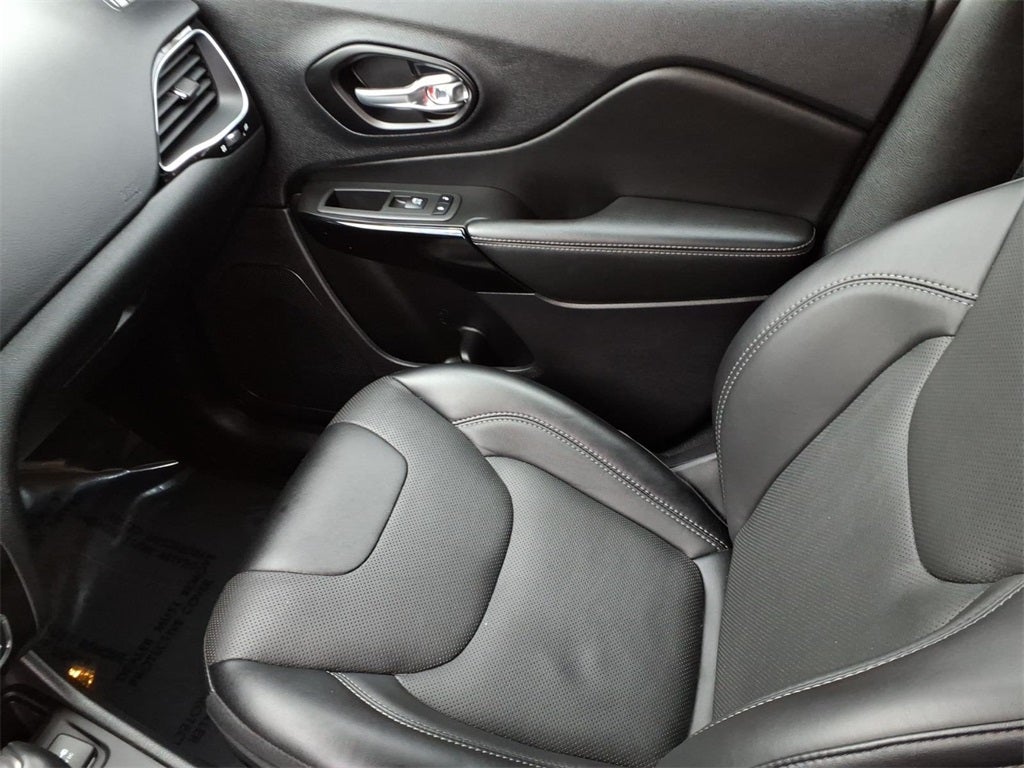 2023 Jeep Cherokee Altitude