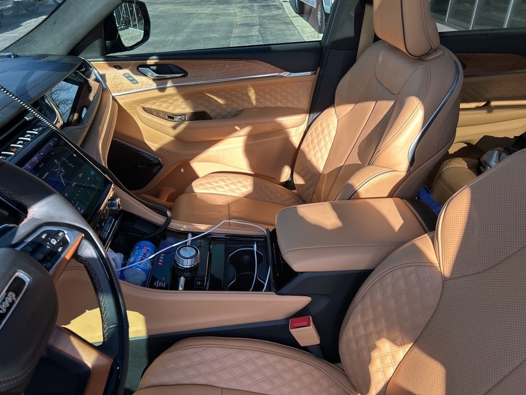 2025 Jeep Grand Cherokee Summit Reserve