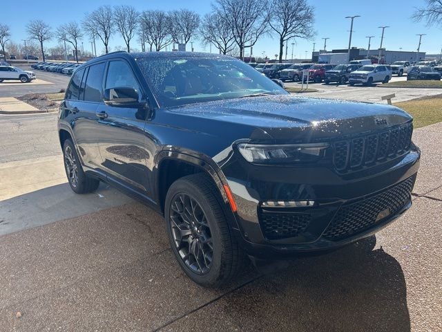 2025 Jeep Grand Cherokee Summit