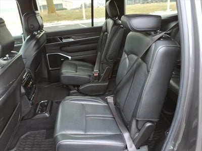 2022 Jeep Wagoneer Series III