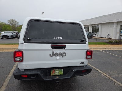 2022 Jeep Gladiator Overland