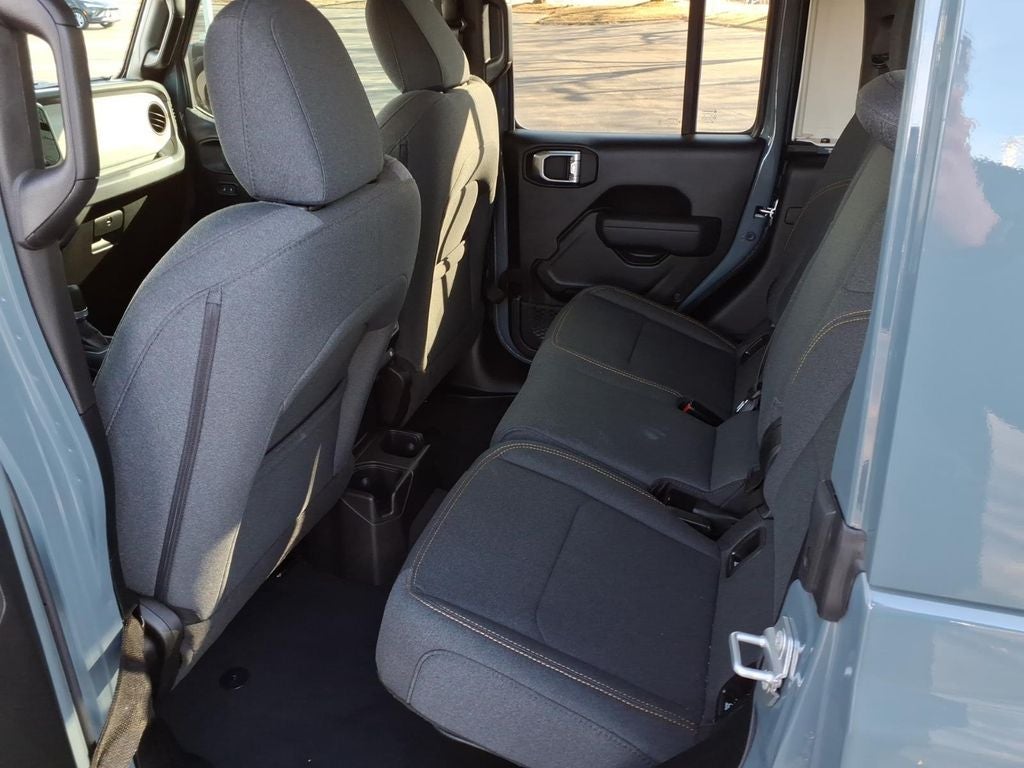 2025 Jeep Gladiator Nighthawk