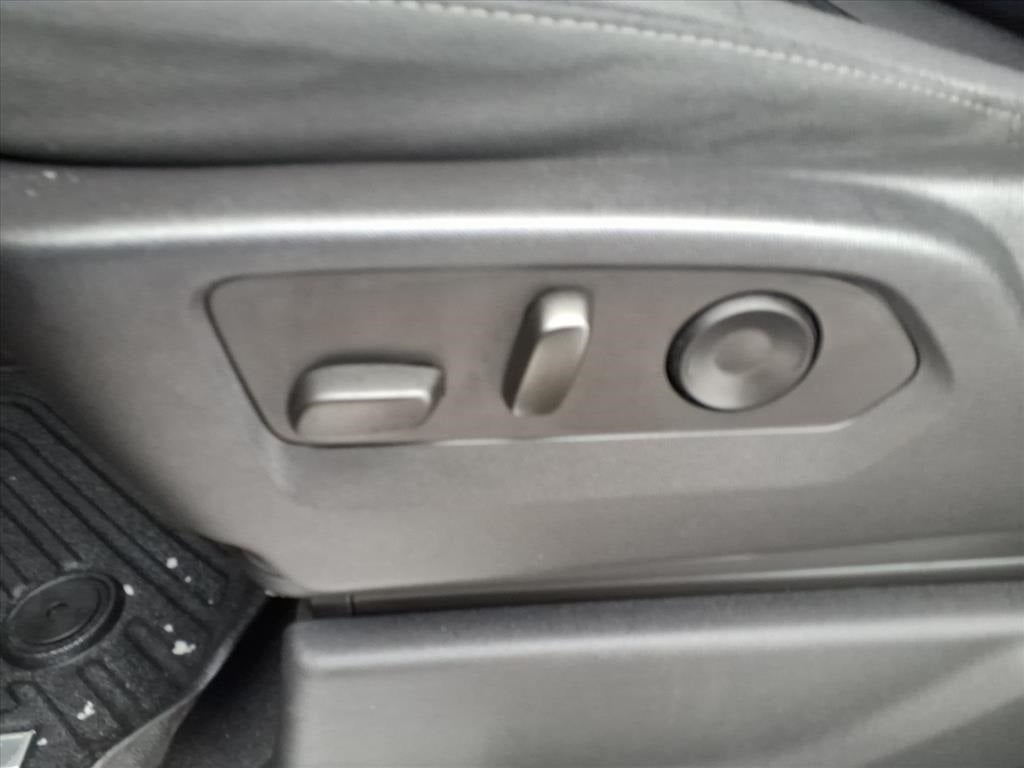 2023 Chevrolet Silverado 1500 LT LT1