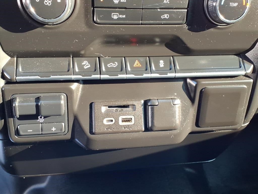 2020 Chevrolet Silverado 1500 Custom Trail Boss