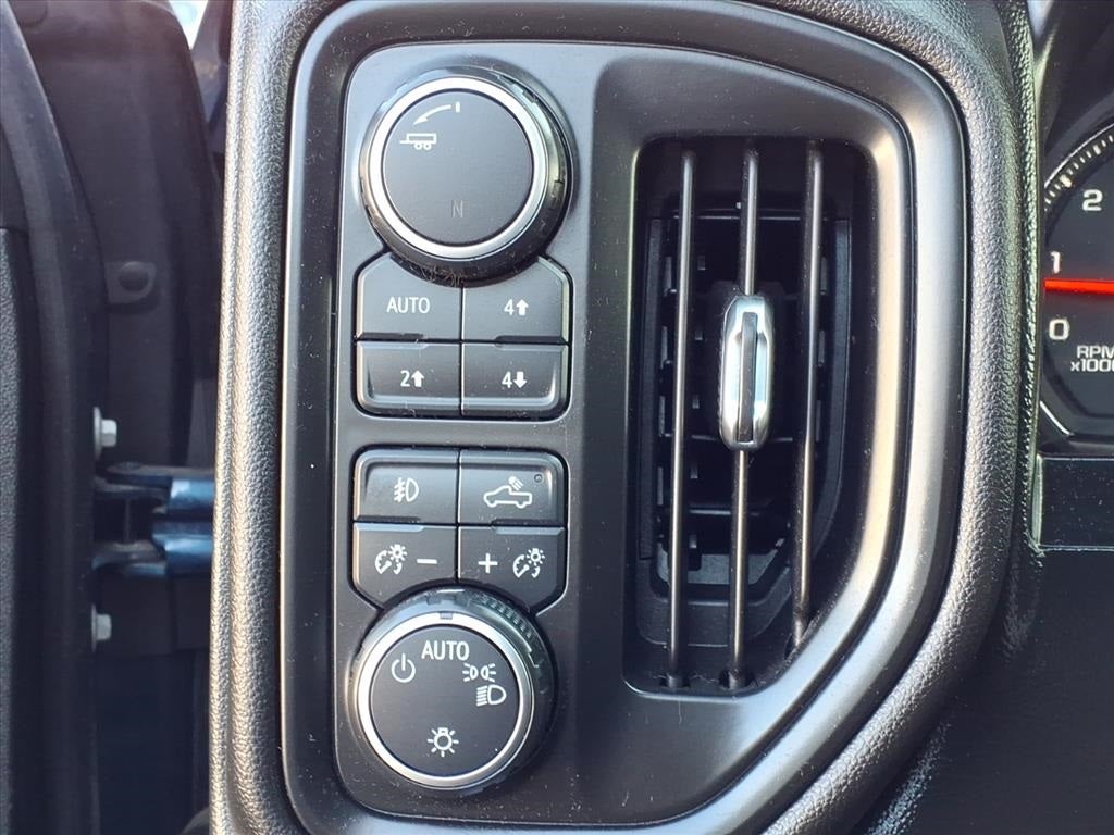 2020 Chevrolet Silverado 1500 Custom Trail Boss