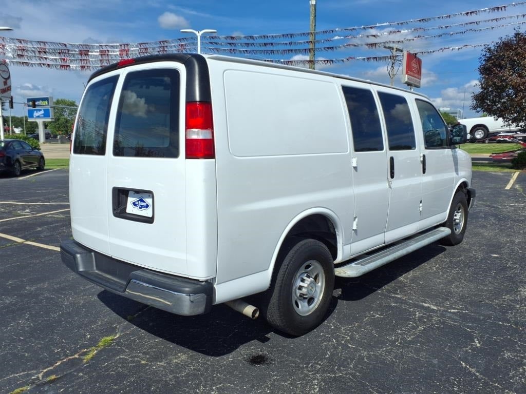 2022 Chevrolet Express 2500 Work Van Cargo