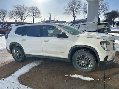 2025 GMC Acadia Elevation
