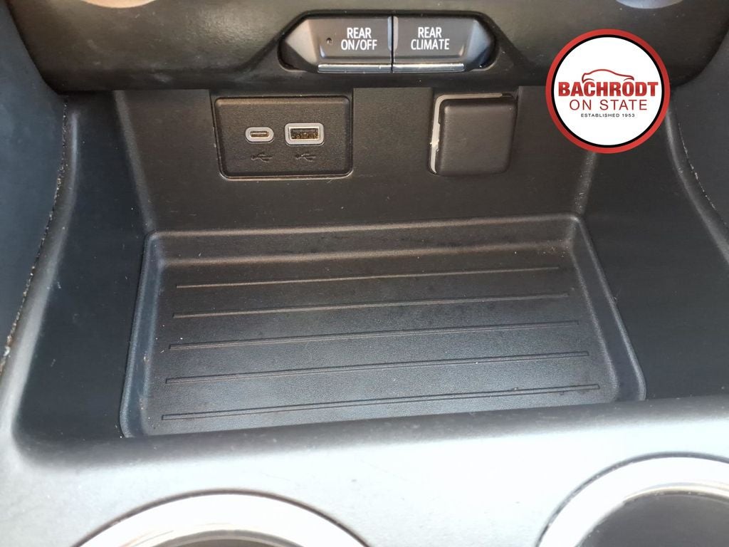 2022 Chevrolet Tahoe LS