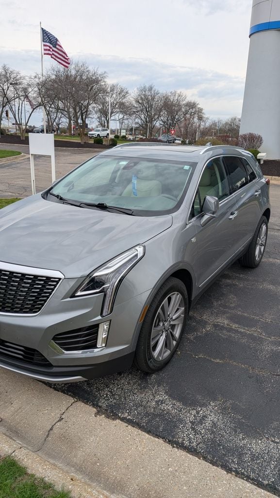2023 Cadillac XT5 Premium Luxury