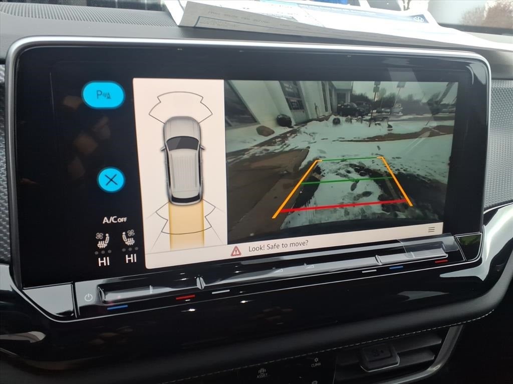 2026 Volkswagen Atlas Cross Sport 2.0T SEL R-Line Black