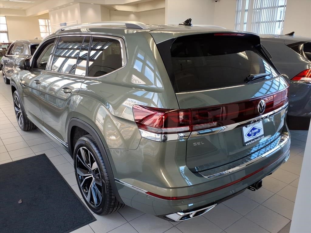 2026 Volkswagen Atlas 2.0T SEL Premium R-Line