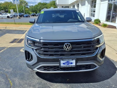 2026 Volkswagen Atlas Cross Sport 2.0T SE w/Technology