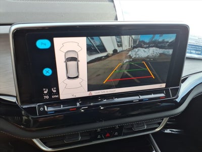 2026 Volkswagen Atlas Cross Sport 2.0T SE w/Technology