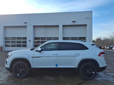 2026 Volkswagen Atlas Cross Sport 2.0T SE w/Technology