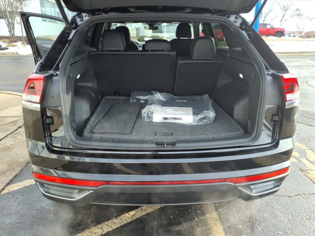 2026 Volkswagen Atlas Cross Sport 2.0T SE