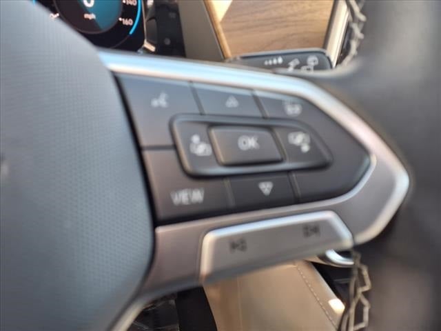 2025 Volkswagen Atlas 2.0T SE