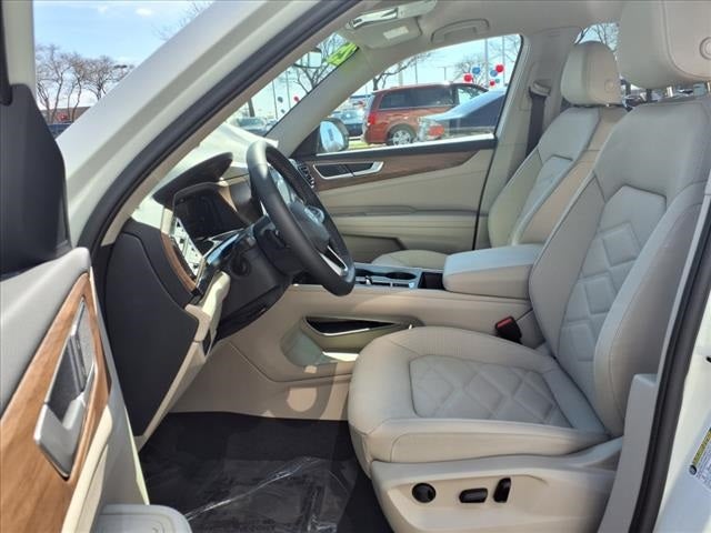 2025 Volkswagen Atlas 2.0T SE