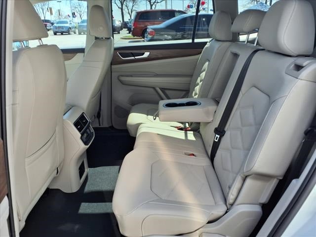 2025 Volkswagen Atlas 2.0T SE