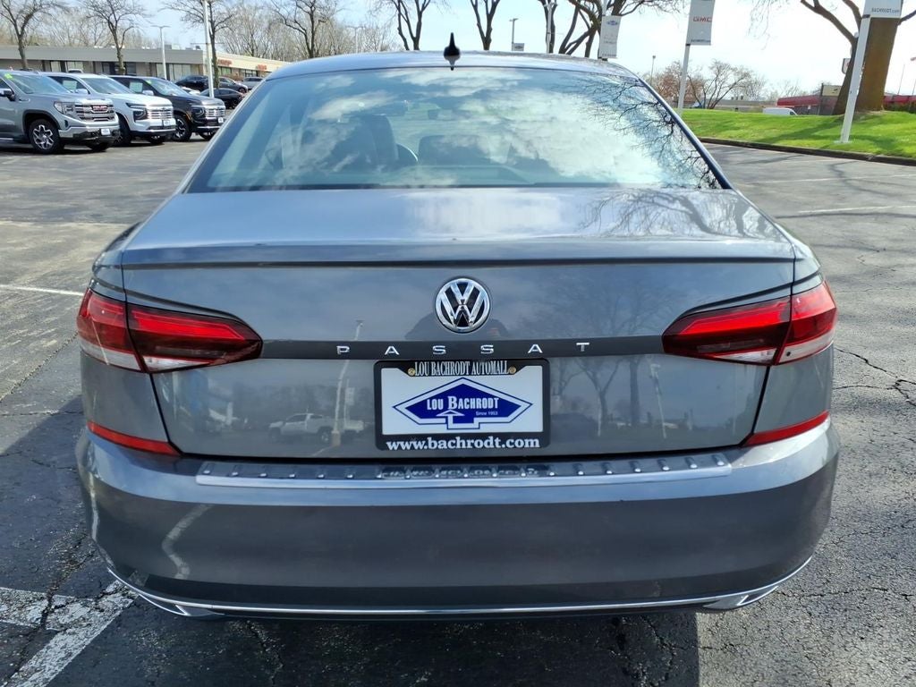 2022 Volkswagen Passat 2.0T SE