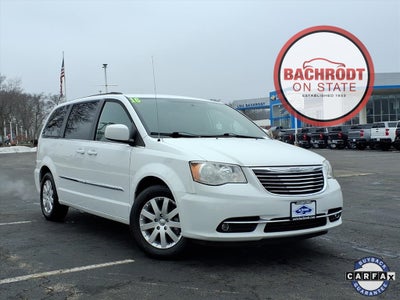 2016 Chrysler Town & Country Touring