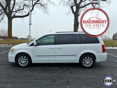 2016 Chrysler Town & Country Touring