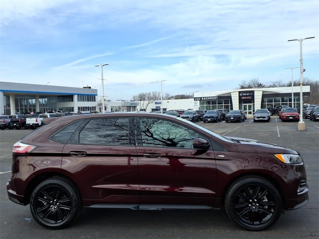 2022 Ford Edge ST Line