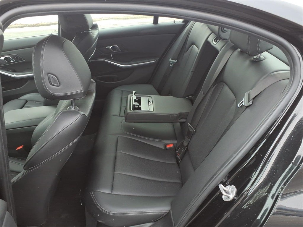 2024 BMW 3 Series 330i xDrive