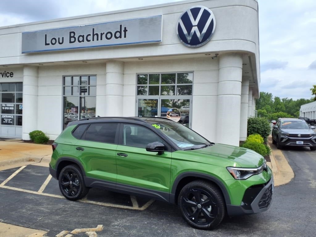 2025 Volkswagen Taos 1.5T SE Black