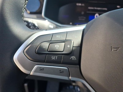 2026 Volkswagen Taos 1.5T SE Black