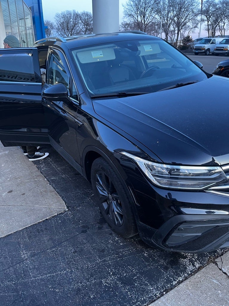 2024 Volkswagen Tiguan 2.0T SE