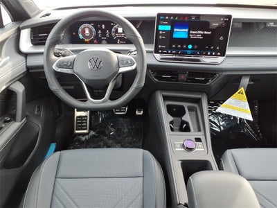 2026 Volkswagen Tiguan 2.0T SE R-Line Black