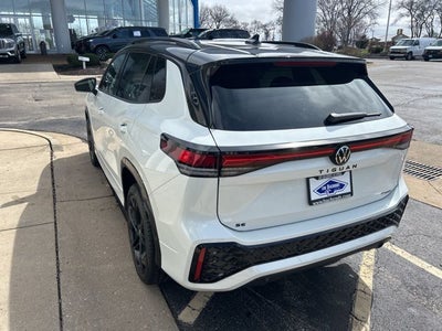 2026 Volkswagen Tiguan 2.0T SE R-Line Black