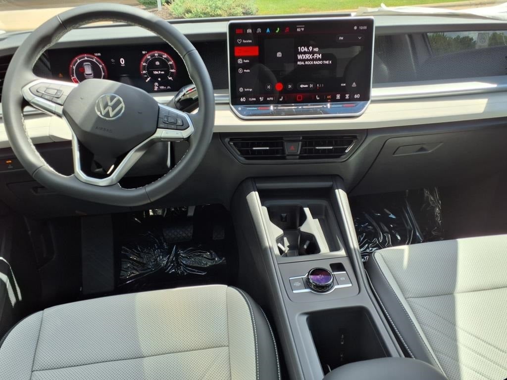 2025 Volkswagen Tiguan 2.0T SE