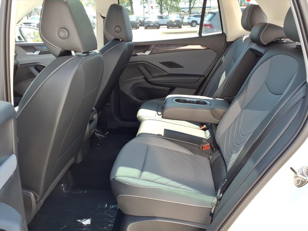 2025 Volkswagen Tiguan 2.0T SE