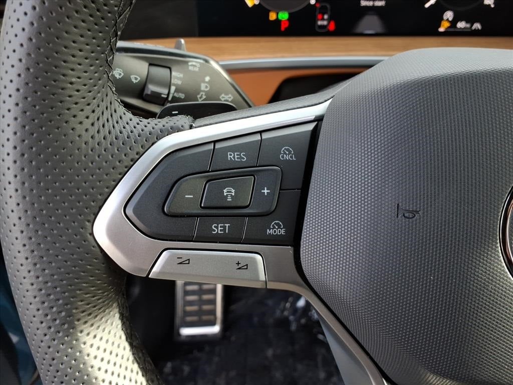 2026 Volkswagen Tiguan 2.0T SEL R-Line Turbo