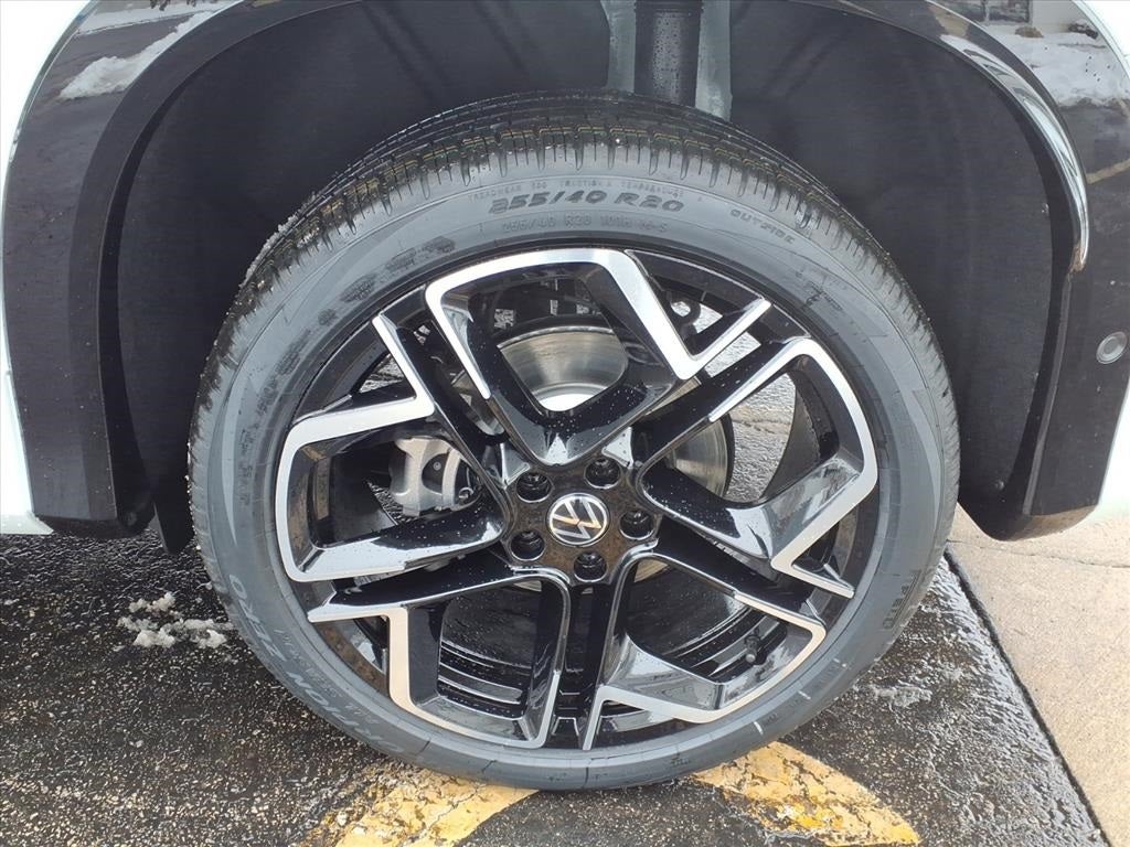 2026 Volkswagen Tiguan 2.0T SEL R-Line Turbo