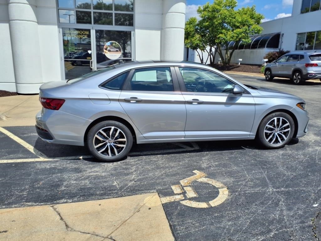 2025 Volkswagen Jetta 1.5T SE