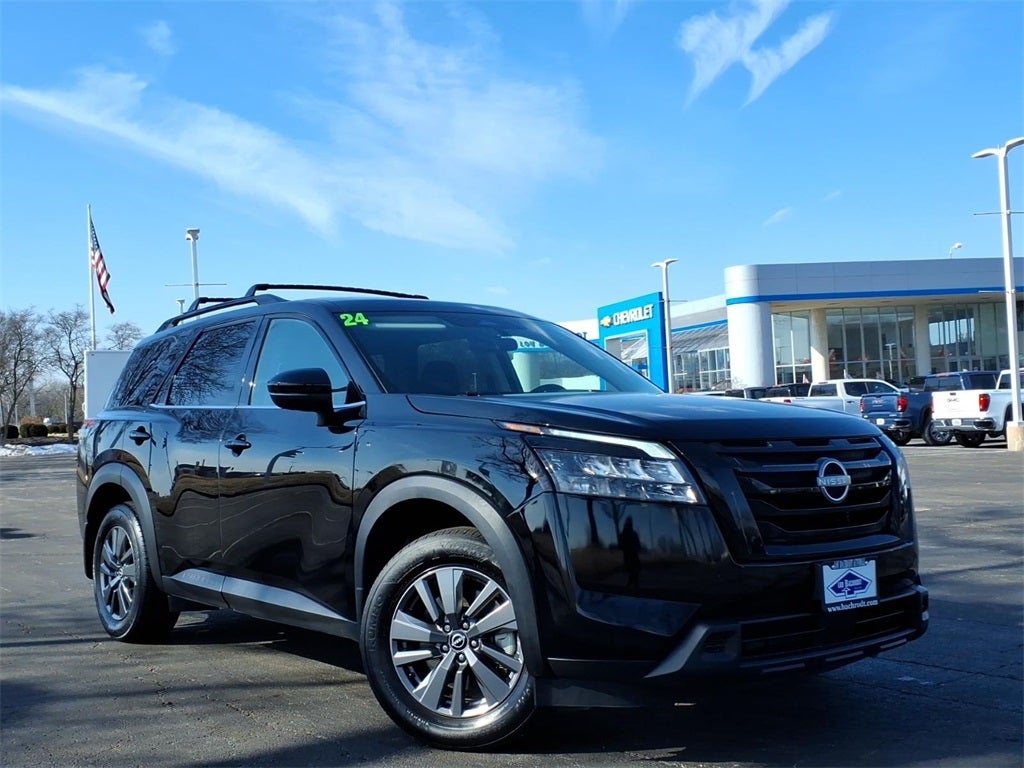 2024 Nissan Pathfinder SV