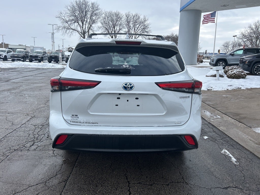 2023 Toyota Highlander Hybrid XLE