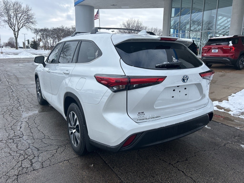 2023 Toyota Highlander Hybrid XLE