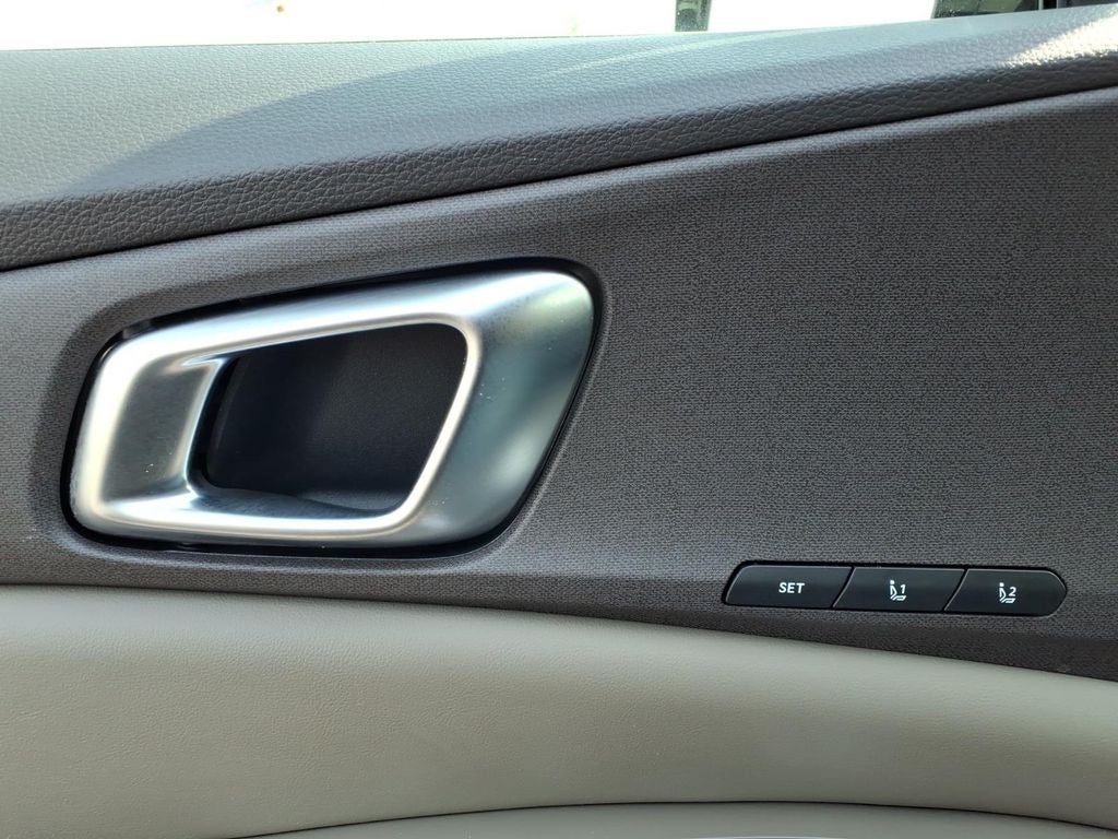 2025 Kia Carnival Hybrid EX