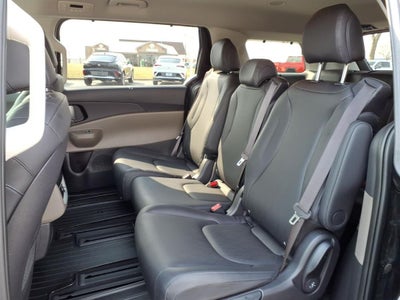 2025 Kia Carnival Hybrid EX