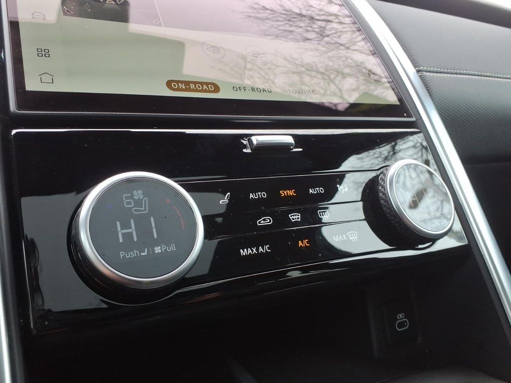 2022 Land Rover Discovery HSE R-Dynamic