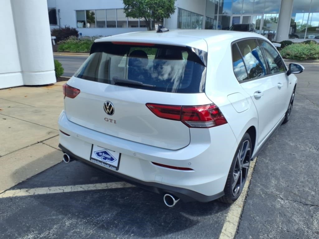 2025 Volkswagen Golf GTI 2.0T SE