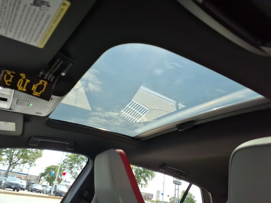 2025 Volkswagen Golf GTI 2.0T SE