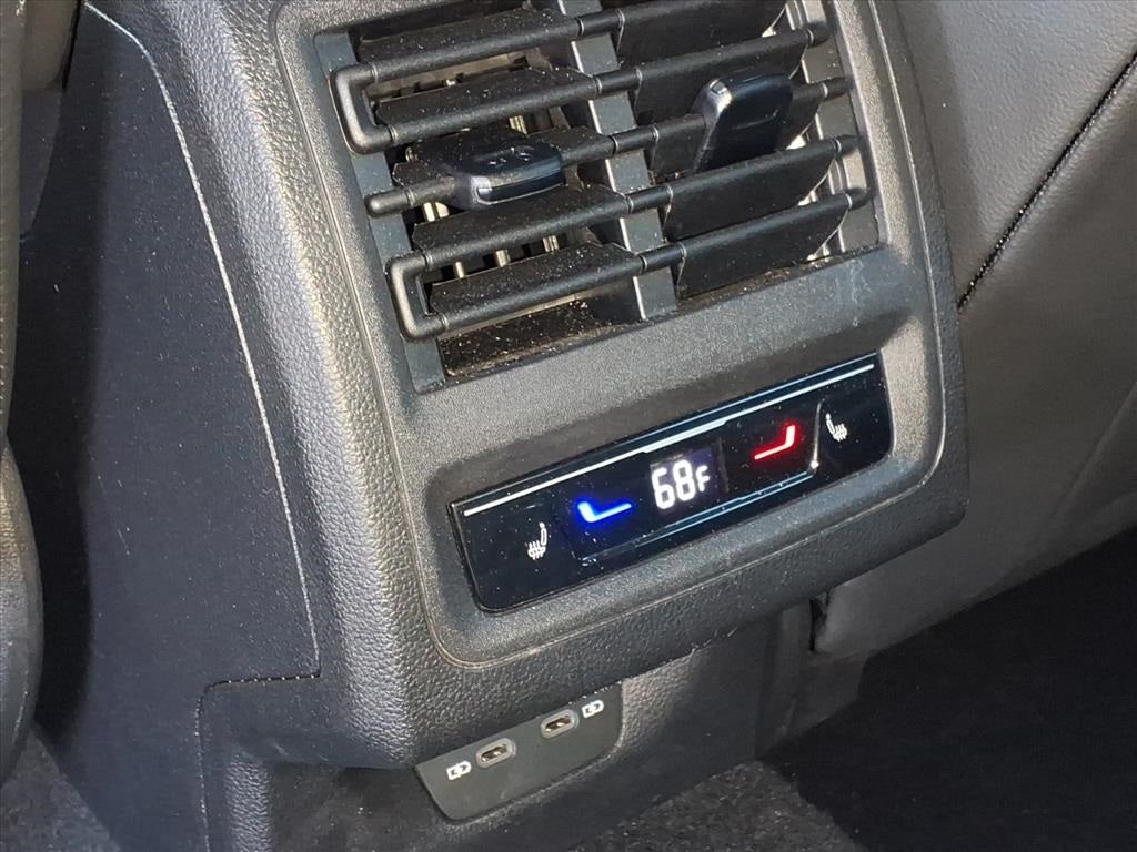 2024 Volkswagen Golf GTI Autobahn