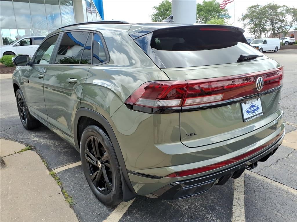 2026 Volkswagen Atlas Cross Sport 2.0T SEL R-Line Black